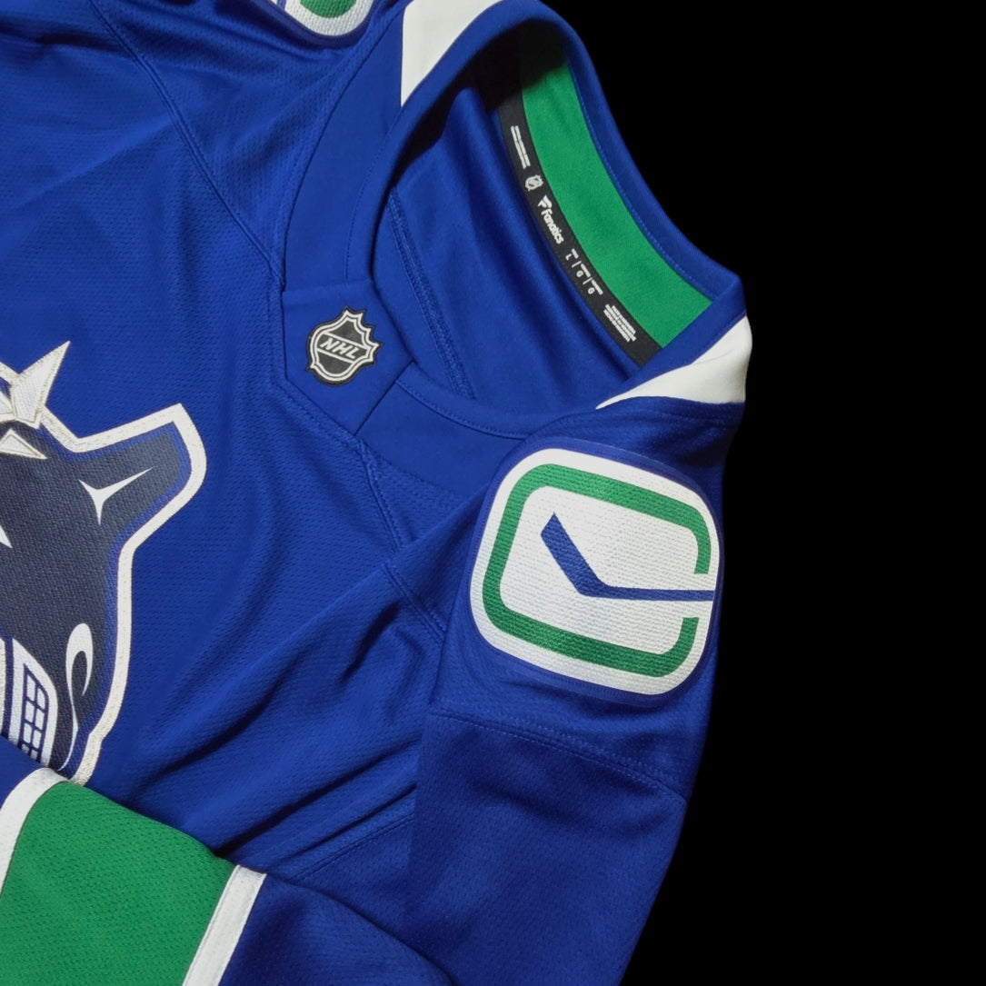 Jersey Adult Vancouver Canucks
