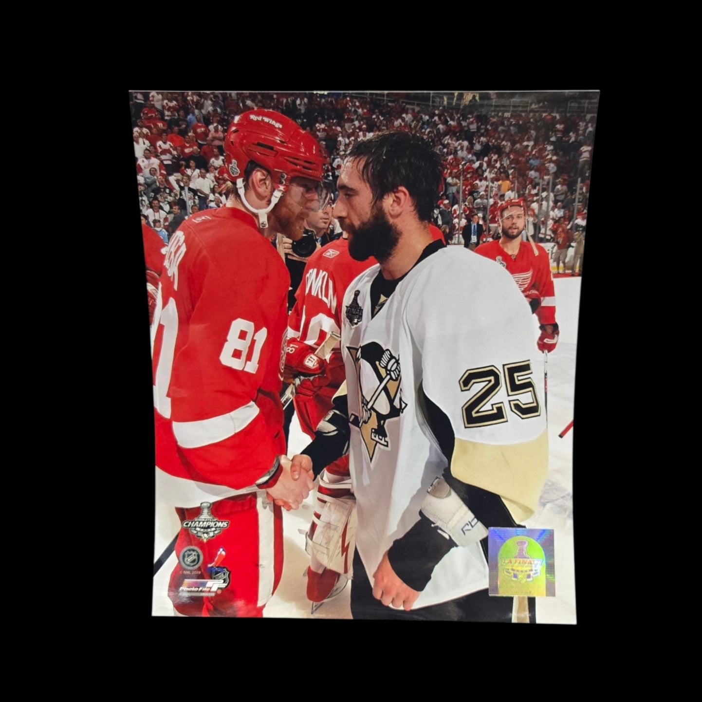 Photo - Maxime Talbot #25 Pittsburgh Penguins