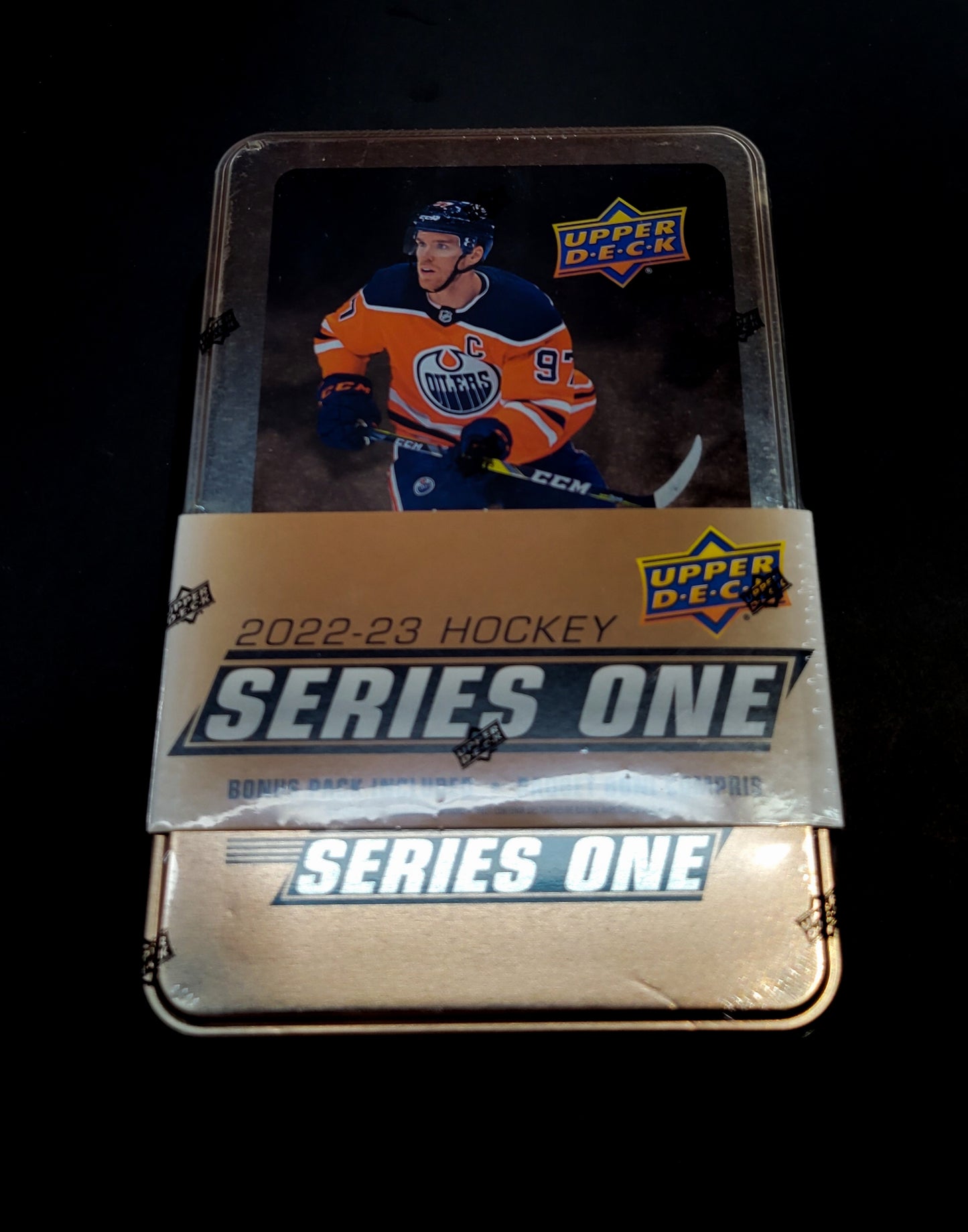 2022-23 Upper Deck Serie 1 Tin Box