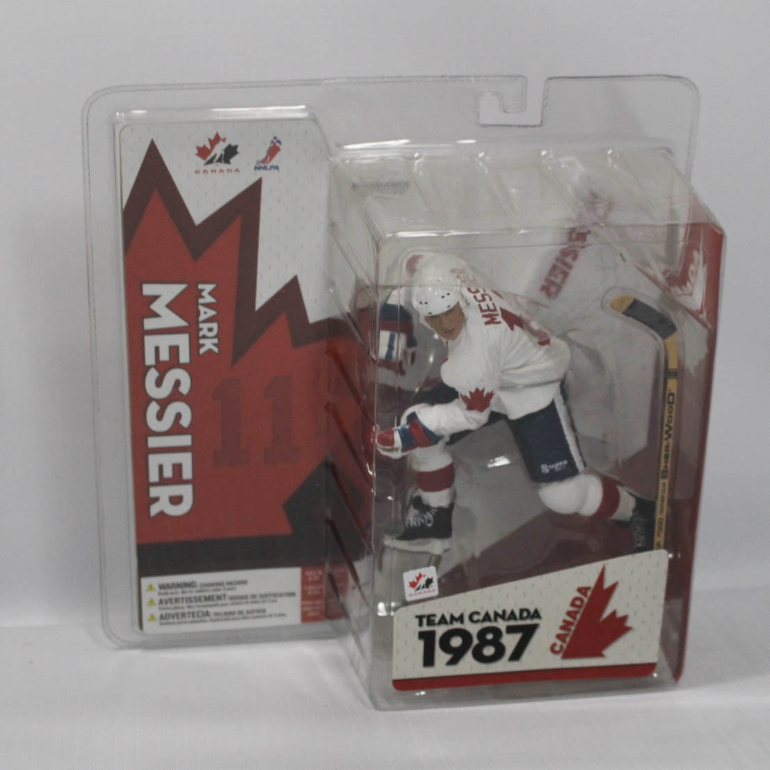 Team Canada Figurine  - Mark Messier #11