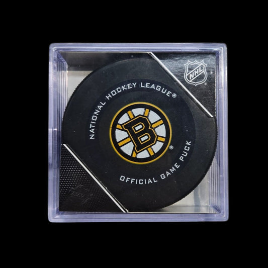 Puck - Boston Bruins