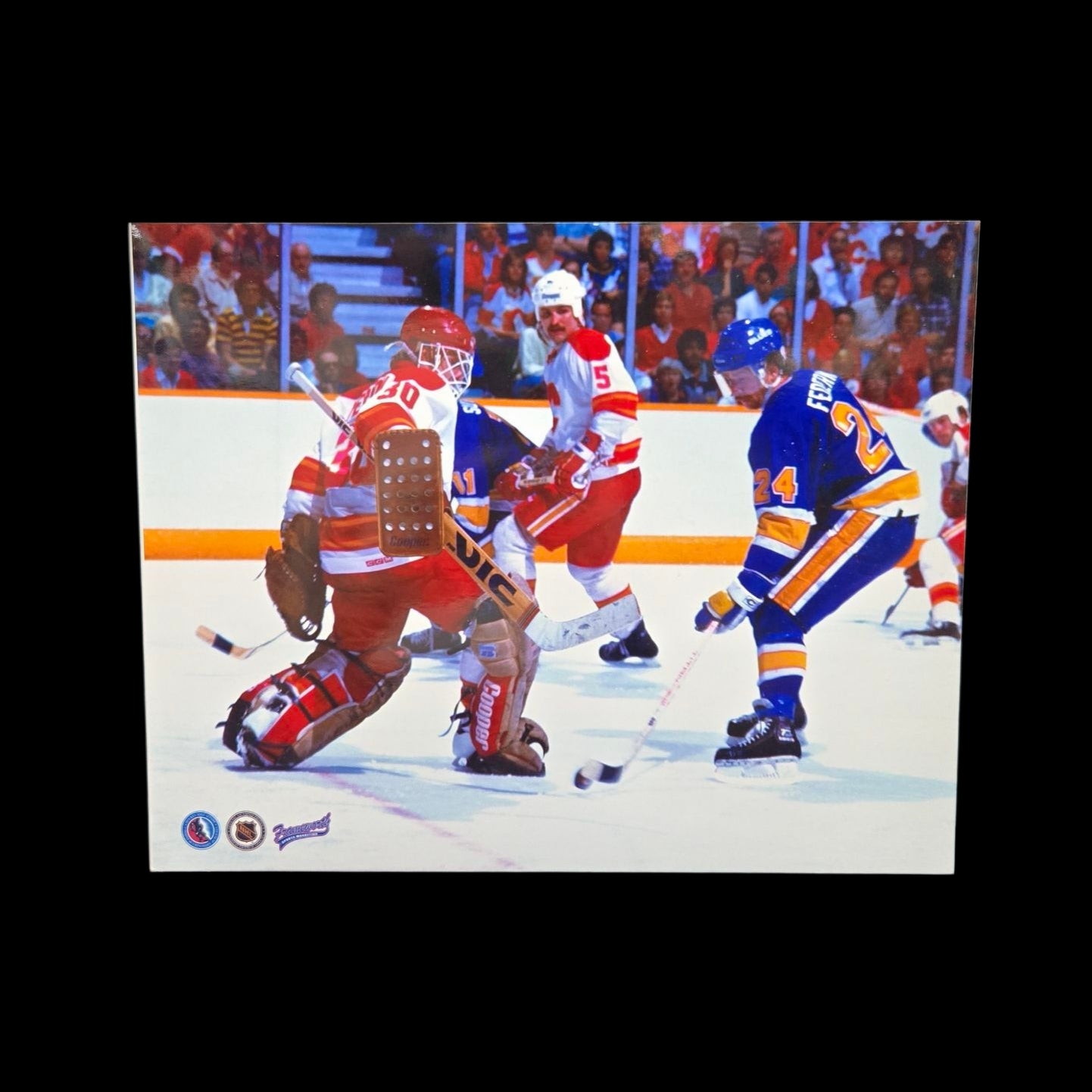 Photo - Mike Vernon #30 vs Bernie Federko #24 Calgary Flames vs Blues de St. Louis